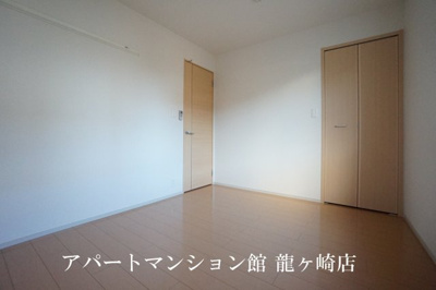 【寝室】 | ラフィーネ