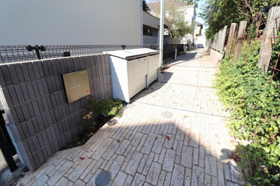 【エントランス】 | リブリ・Felice国立