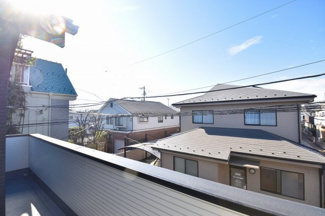 【展望】 | バルコニーからは開放的な景色が眺められます。