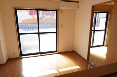 【居間・リビング】 | ルインズワタナベ