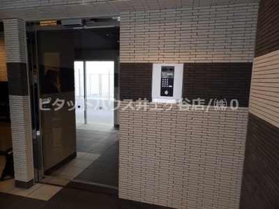 【エントランス】 | クラリッサ横浜阪東橋