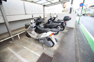 【その他共用部分】 | キレイに清掃されたバイク置場です♪