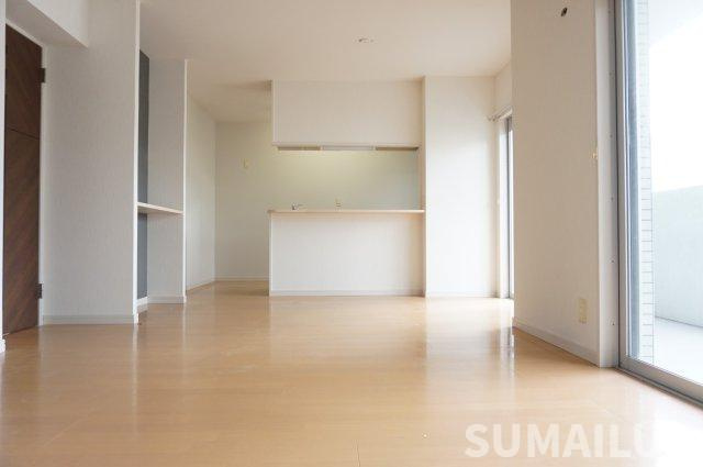 ロワイヤルＭの居間・リビング