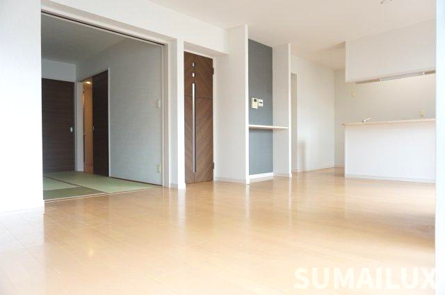 ロワイヤルＭの居間・リビング