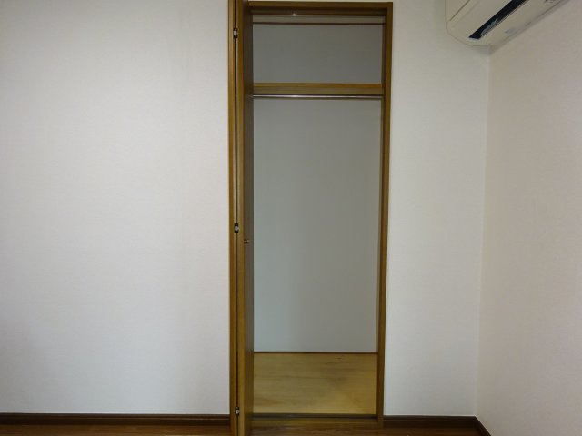 バーナルヒルズⅡAの収納|別部屋、サンプルになります