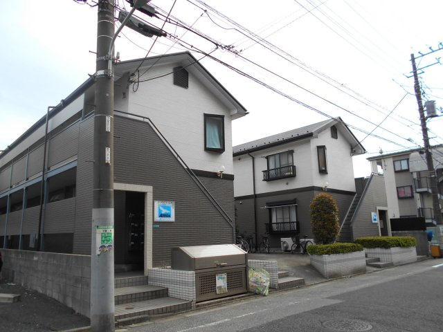 バーナルヒルズⅡAの外観