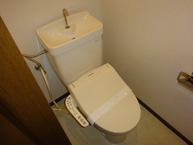 バーナルヒルズⅡAのトイレ
