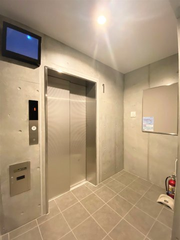 「防音マンション」レジディア横濱大通り公園のロビー|毎日通るロビーはこのようになっています