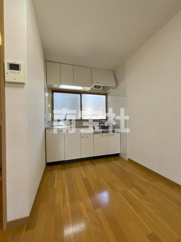 【キッチン】 | 窓のあ明るいキッチンです