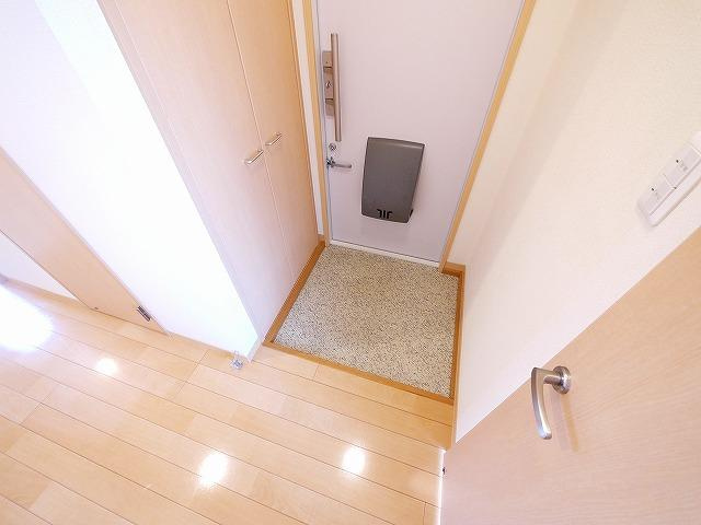 オ・パン法蓮町の玄関