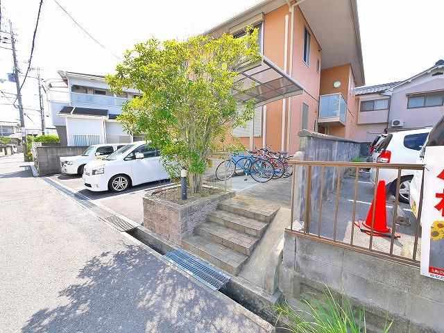 オ・パン法蓮町のロビー