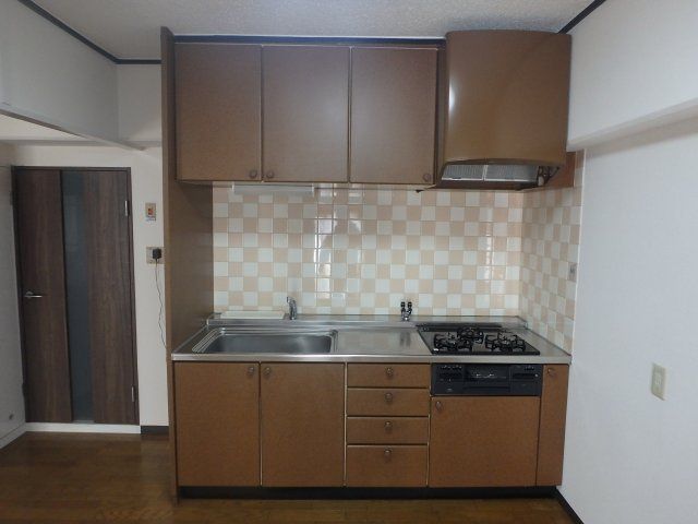 コスモハイツ小阪のキッチン|前回募集時の写真です