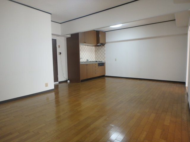 コスモハイツ小阪の居間・リビング|前回募集時の写真です