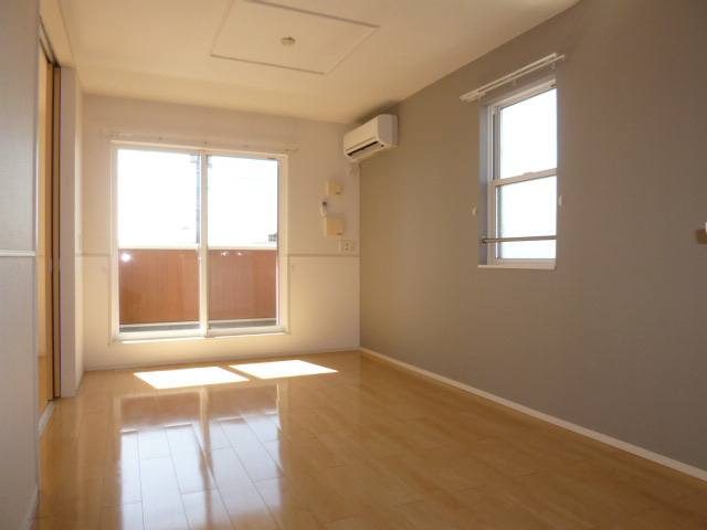 グランビアＡの居間・リビング