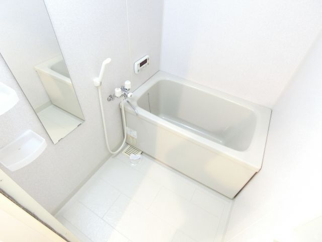 ＹＦ泉ヶ丘の浴室|同物件別部屋写真イメージ