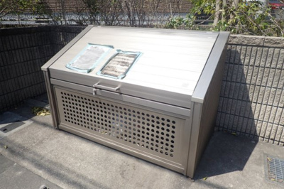 【その他共用部分】 | フルハウス・ループ【SHM】 | 敷地内ごみ置き場でごみ出しもらくらく～♪忙しい社会人さんや主婦さんにもうってつけ！