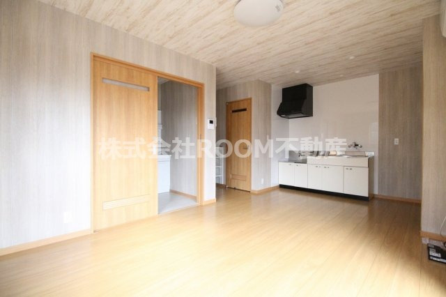 スペース・ナインの居間・リビング|こちらのリビングで趣味の時間をお楽しみください