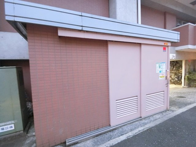 【その他共用部分】 | ジェイパーク日吉 | ゴミ置き場です。
