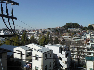 【展望】 | バルコニーからの眺望です♪周りに視界を遮る建物がないので景色がよく見渡せます！