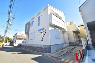 【前面道路含む現地写真】 | 現地見学や資料請求などお気軽にお問合せ下さい。
周辺環境とあわせて現地もご案内致します。