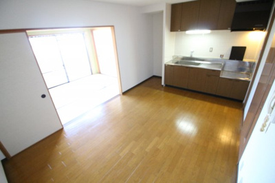 【居間・リビング】 | ファルコン日吉