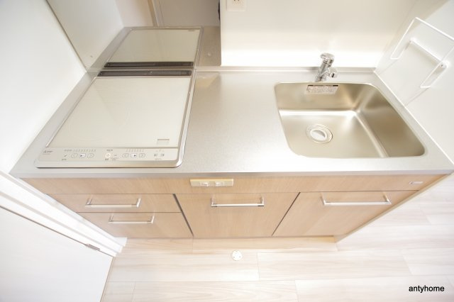 セレニテ谷九プリエ　仲介手数料無料のキッチン