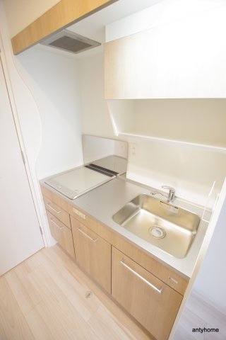 セレニテ谷九プリエ　仲介手数料無料のキッチン