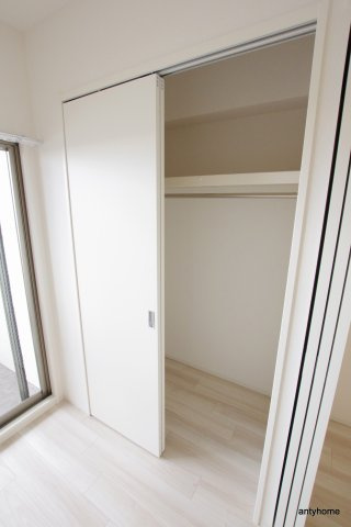 セレニテ谷九プリエ　仲介手数料無料の収納