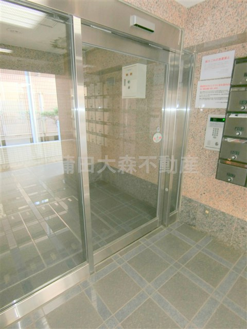 ハイタウン大森No3のエントランス