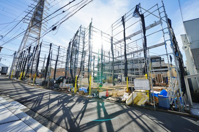 保土ヶ谷徒歩８分！高台の閑静な住宅街♪全棟ＬＤＫ１７帖以上♪保土ヶ谷区岩井町　全６棟新築戸建ての外観