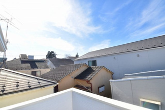 【展望】 | バルコニーからは開放的な景色が眺められます。