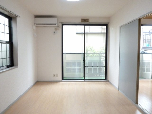 アネックス仲村の寝室