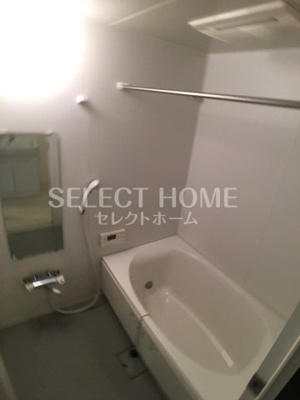 【浴室】 | ロイヤルパークサイドヒルズ | 日々の疲れを癒すお風呂付です