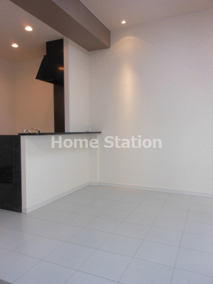 【居間・リビング】 | ツバサ西梅田グロリエ