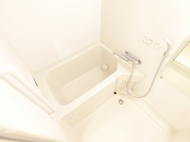 ティカーベルRSの浴室|同物件別部屋イメージ写真