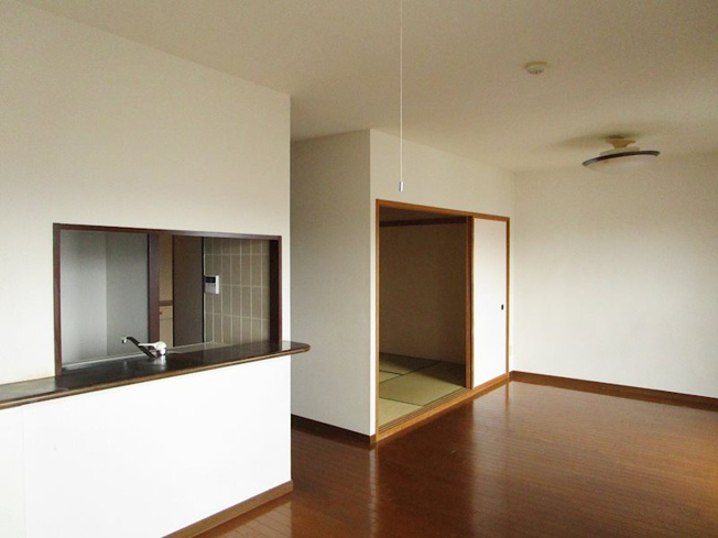 【居間・リビング】 | トーカンマンション旭橋 | 使いやすいリビングです