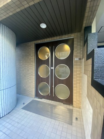 コスモリード大阪本町