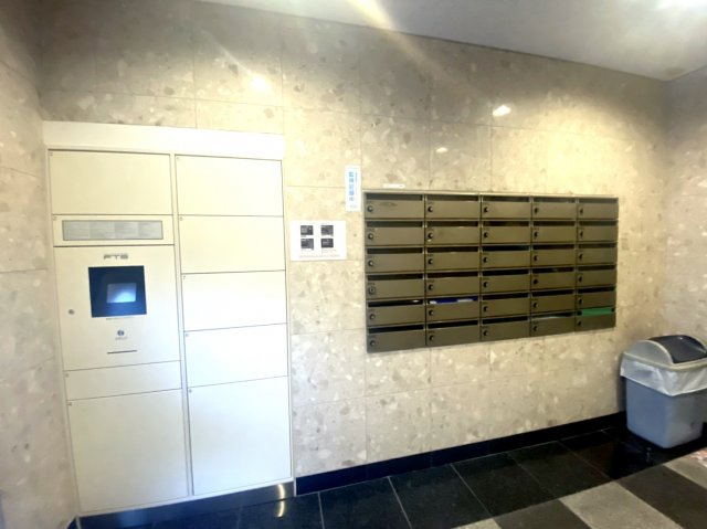 コスモリード大阪本町