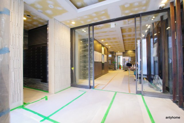 レシオス大阪城北詰 仲介手数料無料のロビー