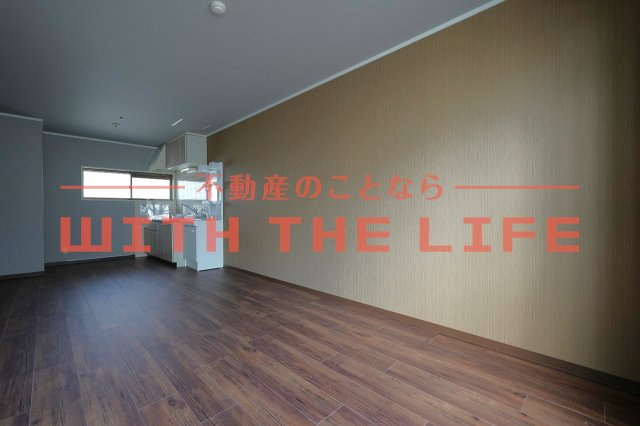 フリーデ【キャッシュバック対象物件】の居間・リビング|こちらの居間で趣味の時間をお楽しみください