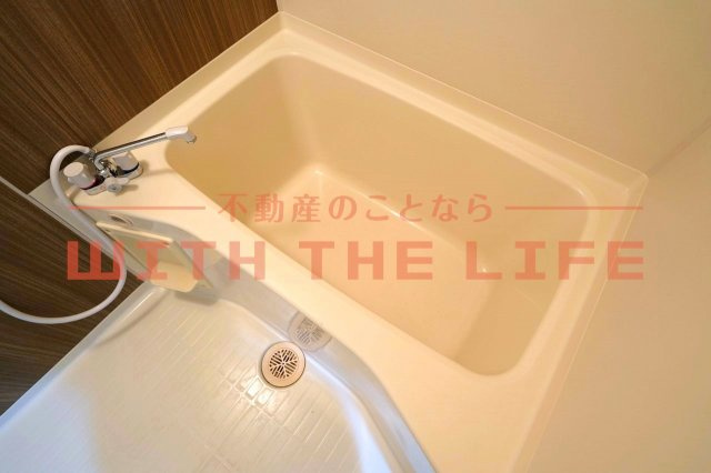 フリーデ【キャッシュバック対象物件】の浴室|ゆったり過ごせるお風呂です