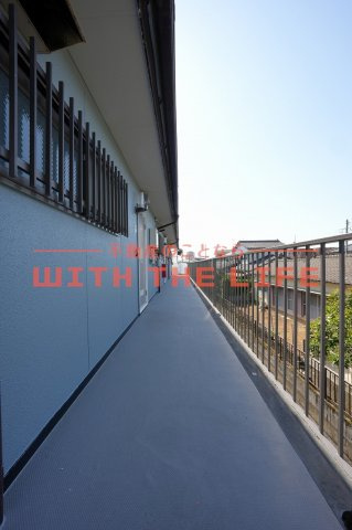 フリーデ【キャッシュバック対象物件】のエントランス|ゆとりのあるエントランスです