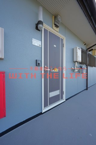 フリーデ【キャッシュバック対象物件】の玄関|落ち着いた玄関です