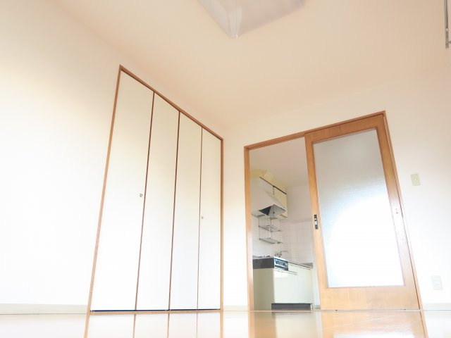 山﨑ビルの内装
