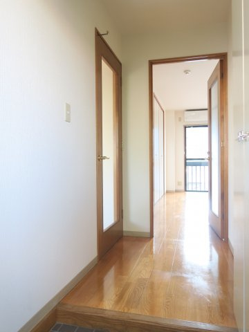 山﨑ビルの玄関