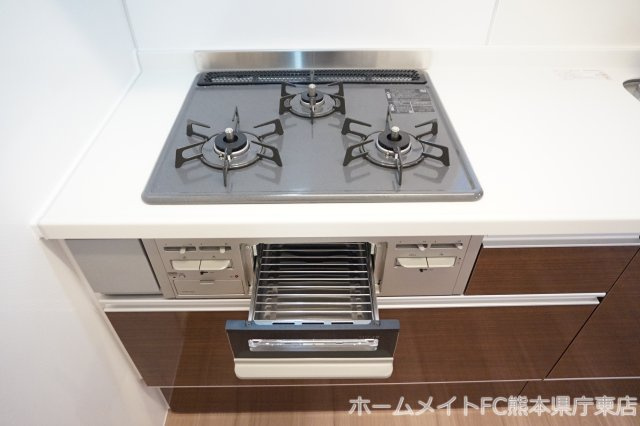 熊本市南区出仲間６丁目のアパートのキッチン
