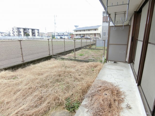 メゾンドールMURATAの庭|たまにはお庭で休日を過ごしてみるのもよいかもしれません