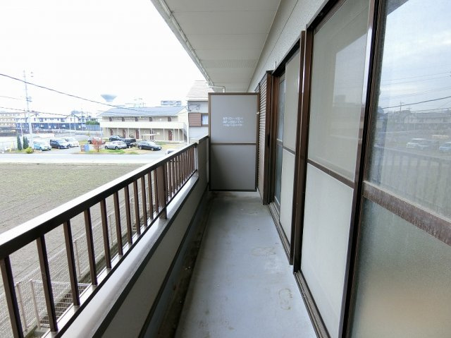 メゾンドールMURATAのバルコニー|広々としたバルコニーです