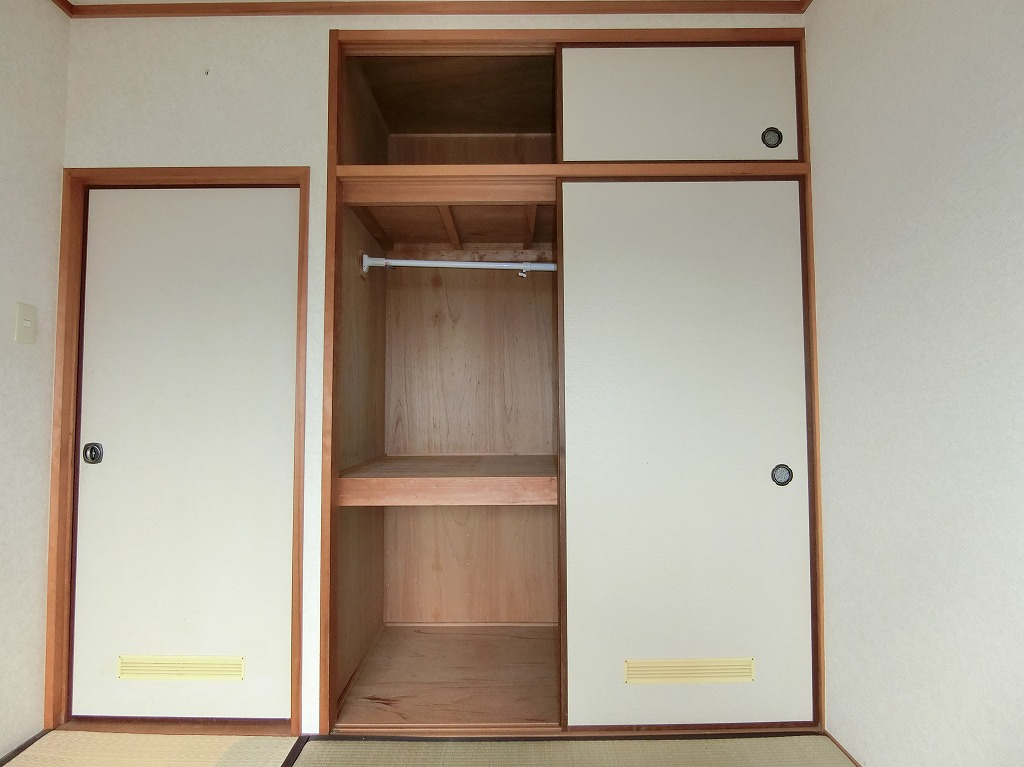 メゾンドールMURATAの収納|こまごまとしたものを収納できそうですね