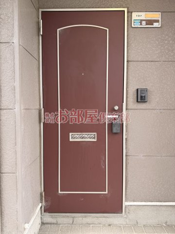 メゾンドールMURATAの玄関|ゆったりとした玄関です